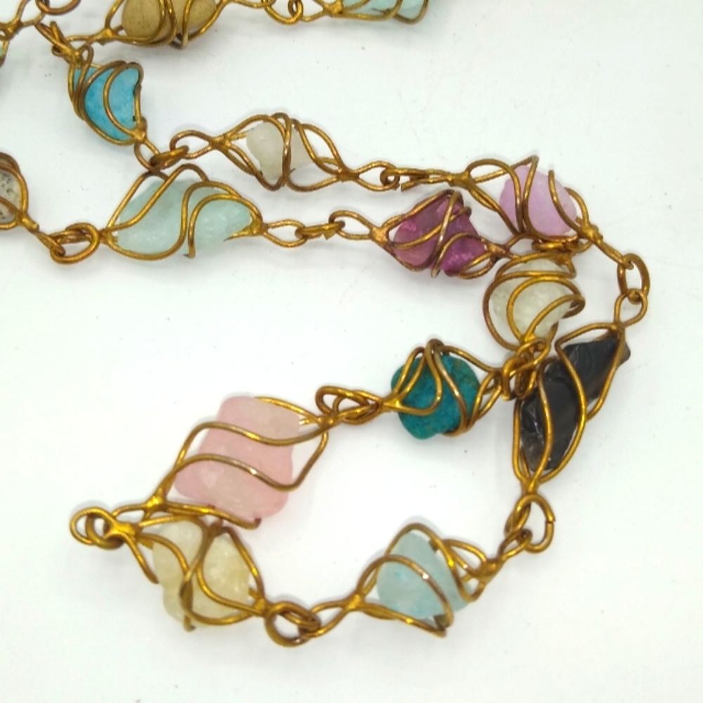 Vintage 1960s Artisan Handmade Wire Wrapped Semi Precious Stone Cage Necklace - Picture 2 of 7